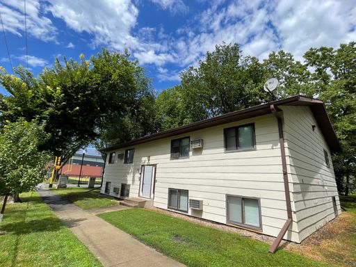 1215 15th Avenue North, Unit 4, Fargo, ND 58102