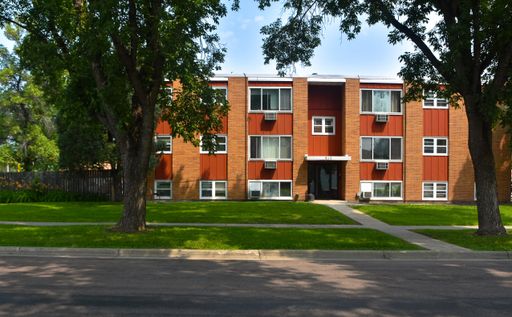 517 28th Avenue North  - 6, Fargo, ND 58102