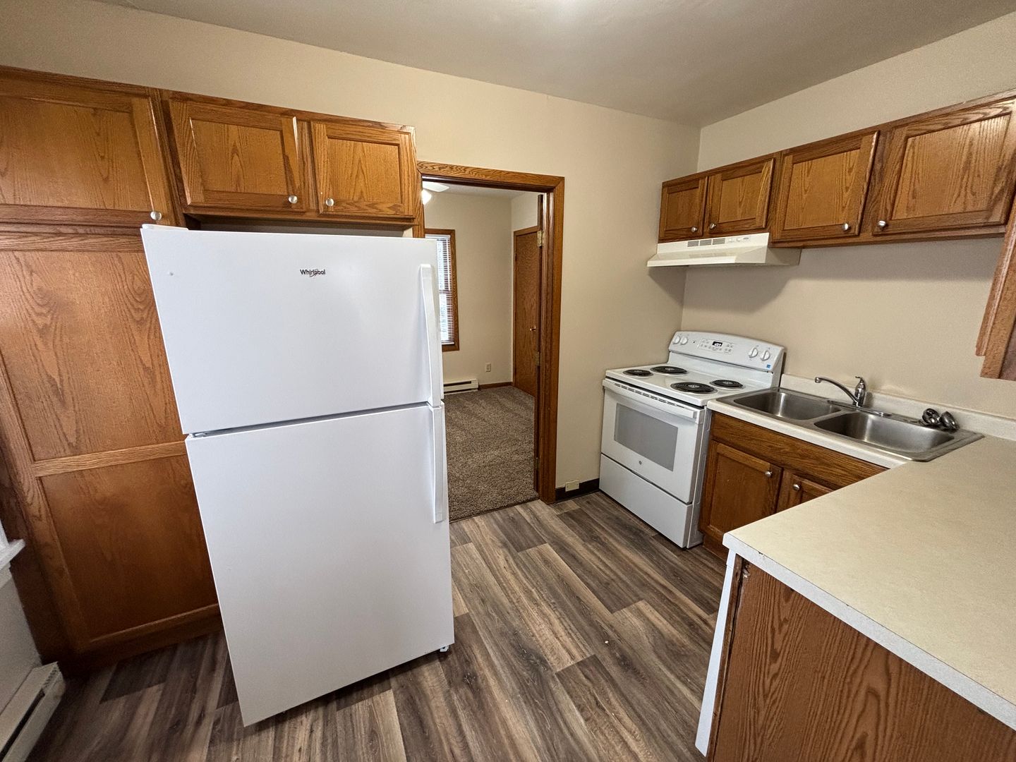 Fargo Apartment: 808 7th St N