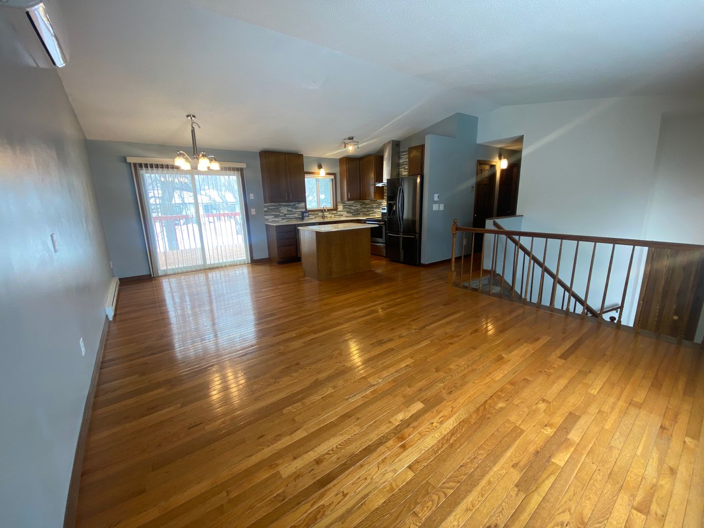 Moorhead House: 2807 26th St. Circle South