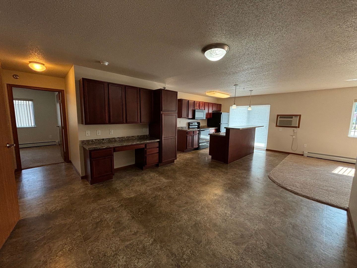 Fargo Apartment: 3202 Broadway N