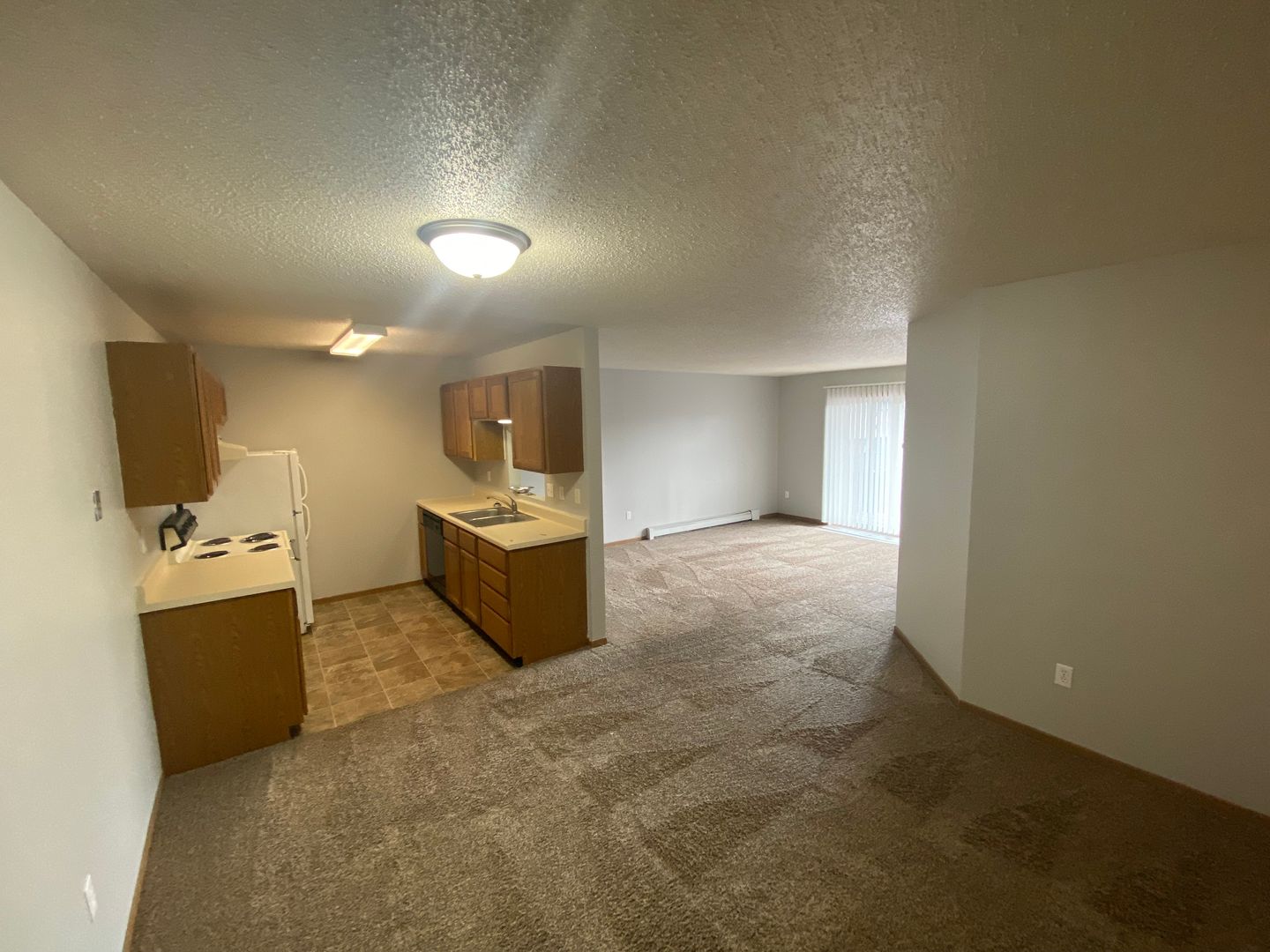 Fargo Apartment: 1802 40th St S