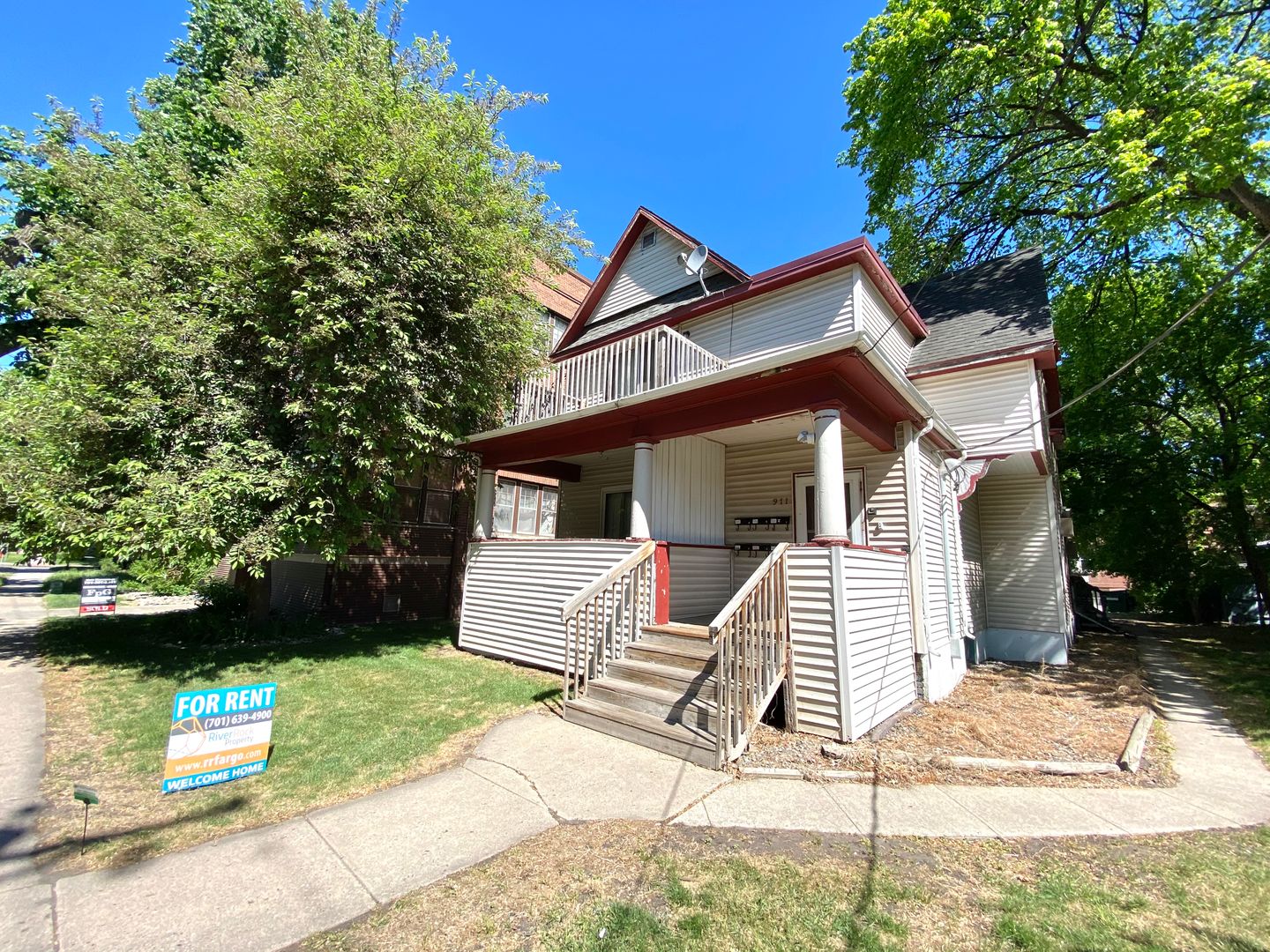 Fargo Apartment: 911 2nd Ave S