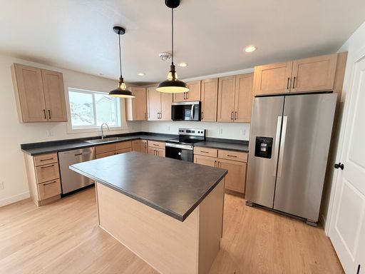 2532 37 Ave S, Moorhead, MN 56560