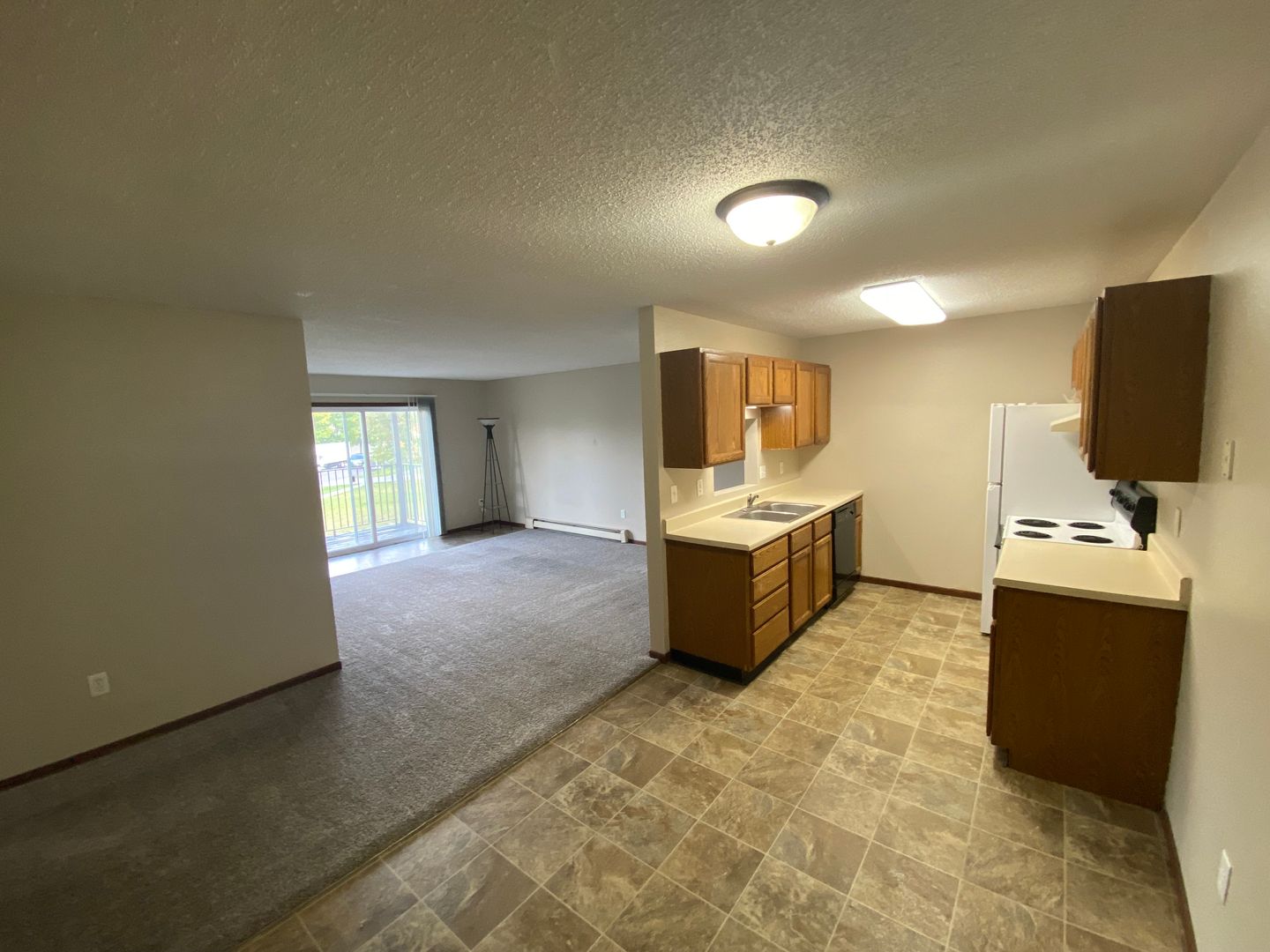 Fargo Apartment: 1802 40th St S