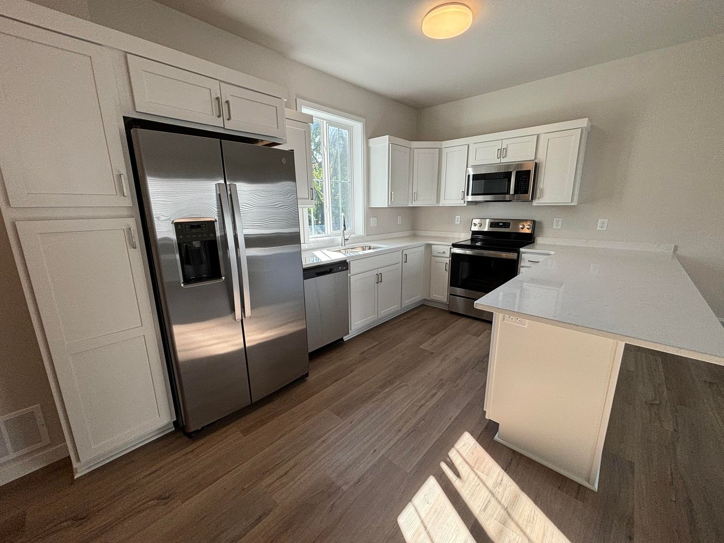 Fargo House: 711 10th Ave North Unit 2