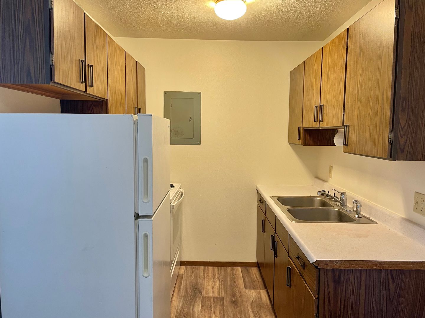 Fargo Apartment: 2615 15th St South