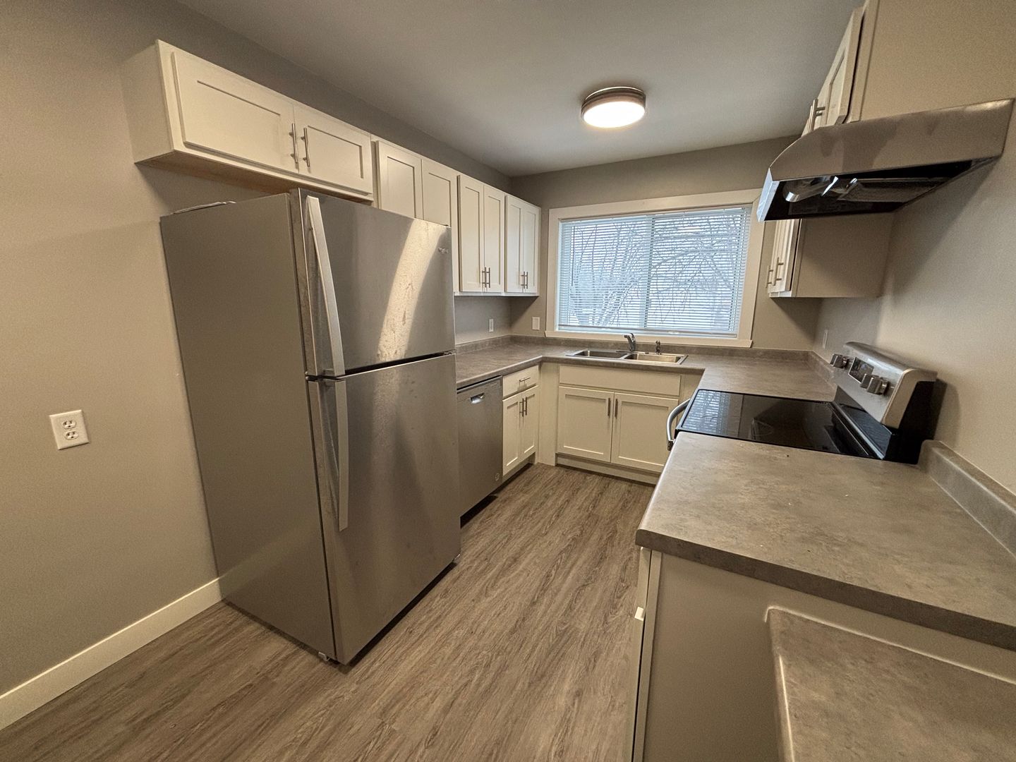 Fargo Apartment: 517 28th Avenue North