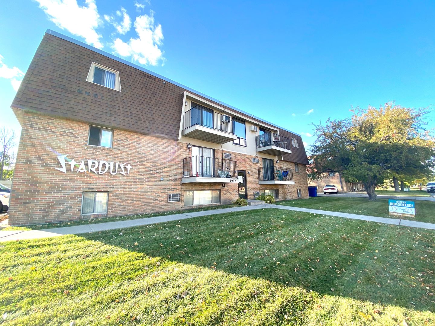 Moorhead Apartment: 2913 5th St S