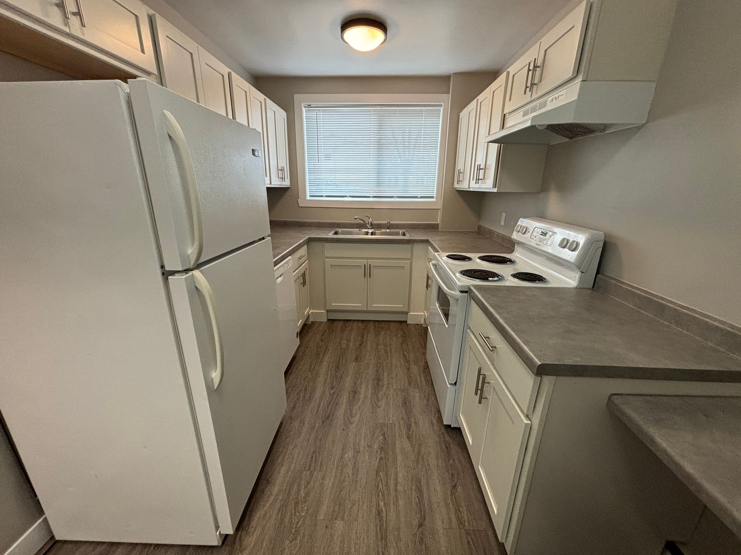 Fargo Apartment: 517 28th Avenue North