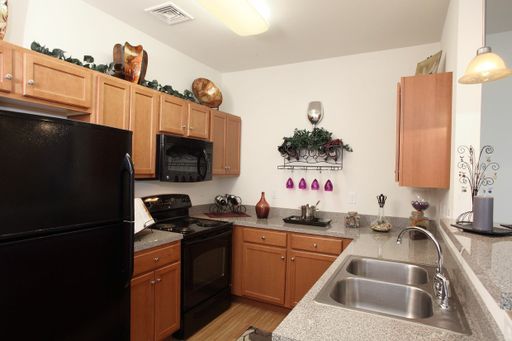 500 Harvard Court 301 – photo 1