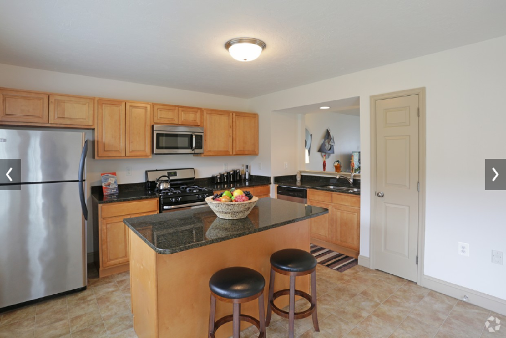 Harrisburg Apartment: 7466 Stephen Dr