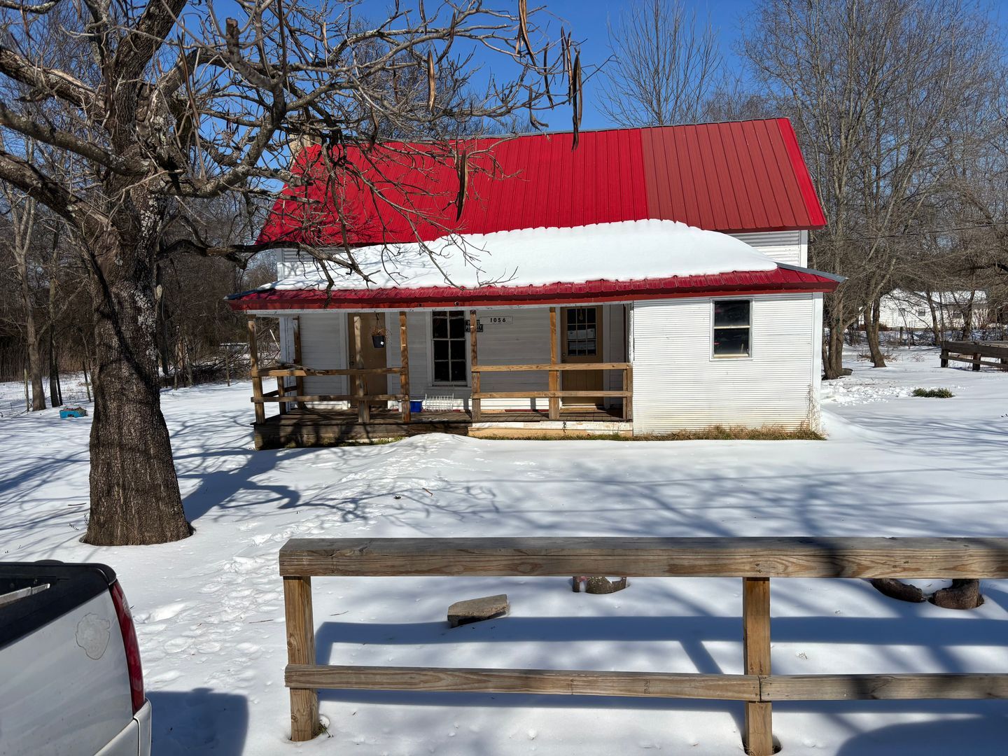 WALDRON House: 1056 DANVILLE RD