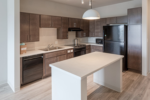 Incredibly Priced 2 Bedroom - Just came available - Will NOT be available long – photo 1