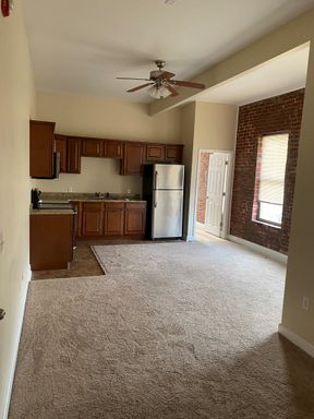 Downtown loft apartment, one bedroom one bath – photo 1