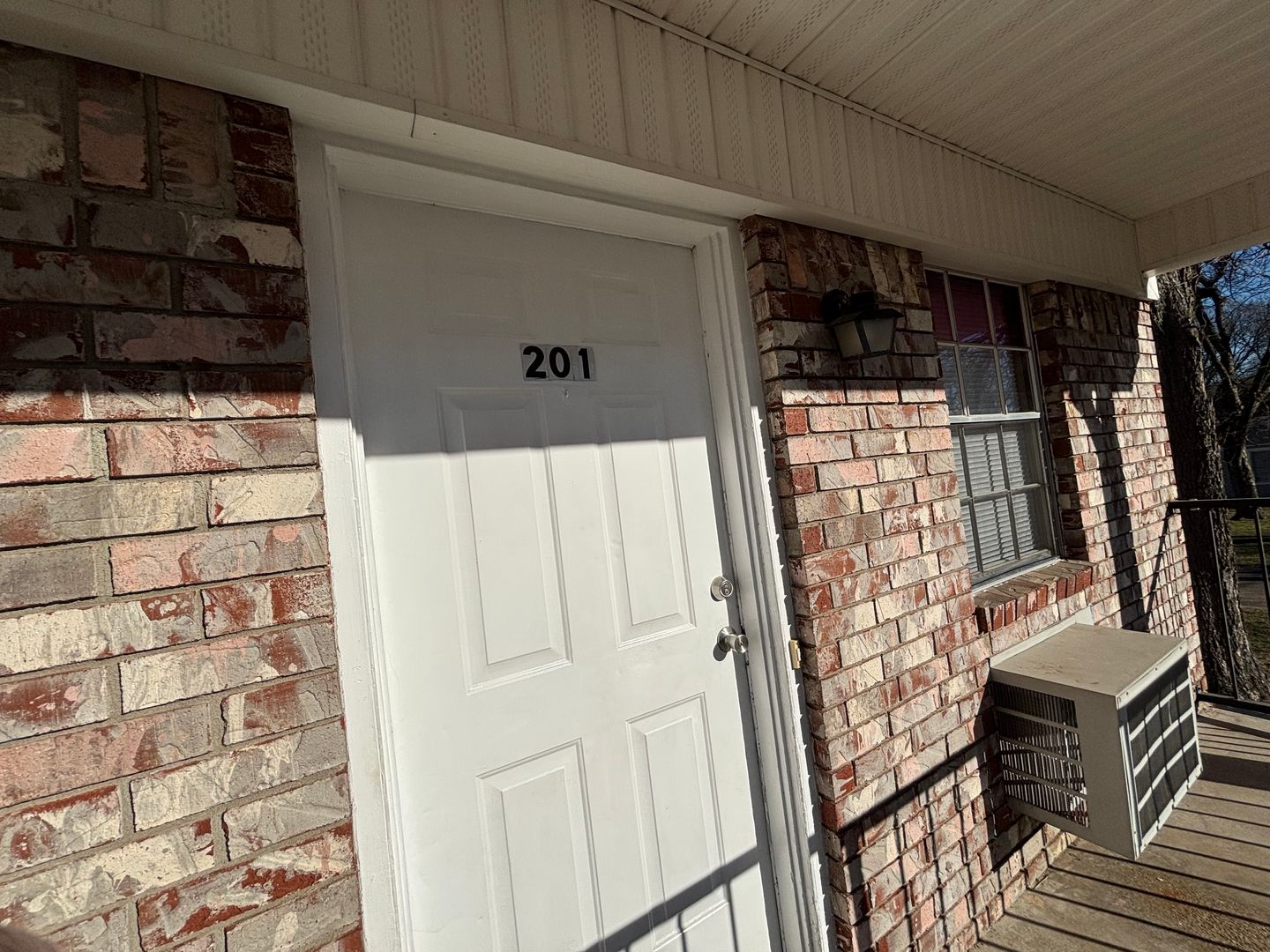 Dardanelle Apartment: 300 Market St