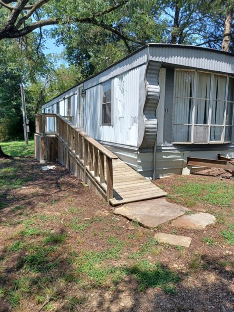 New Blaine House: 23 Wood St