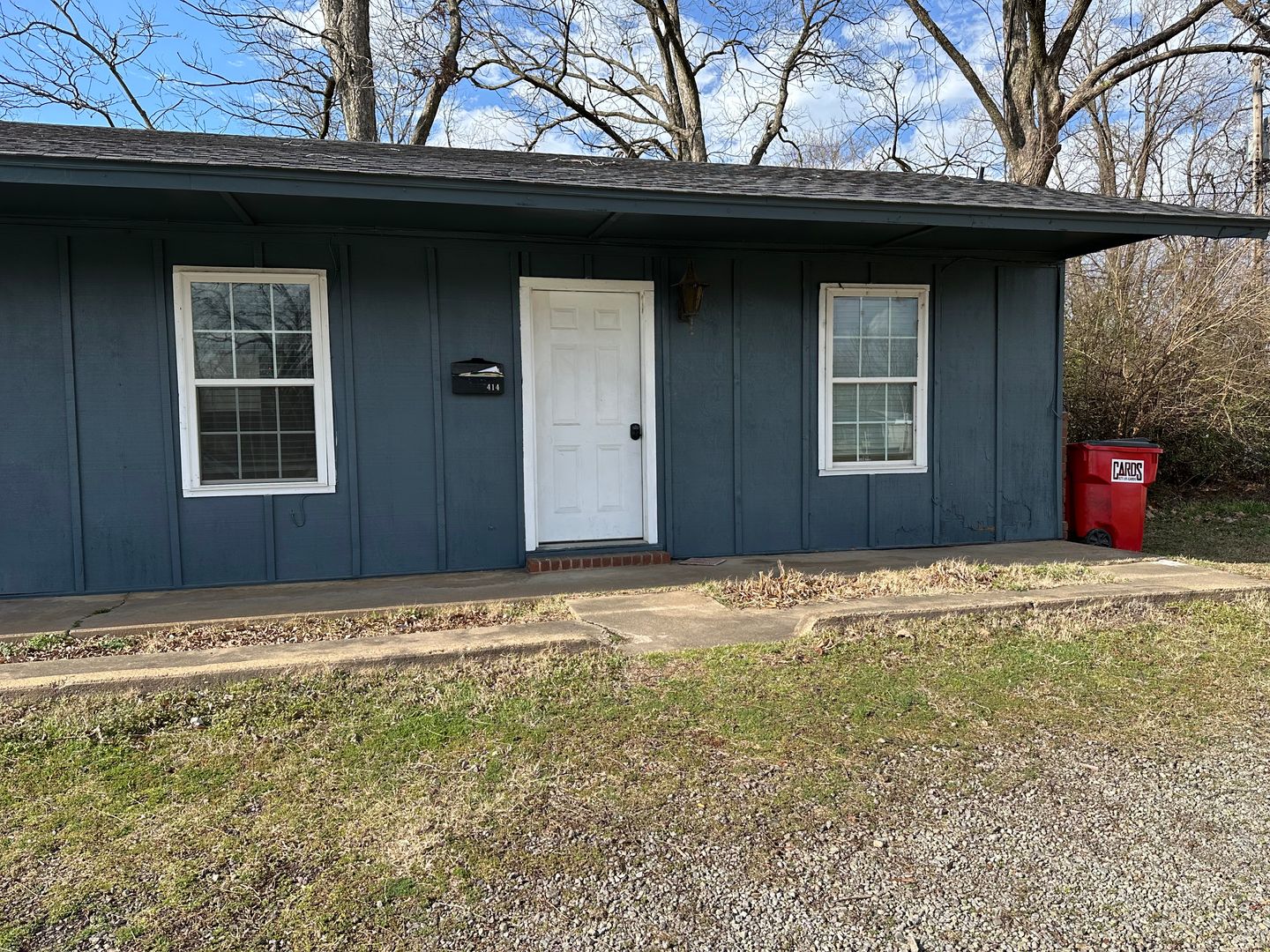 Dardanelle Apartment: State St