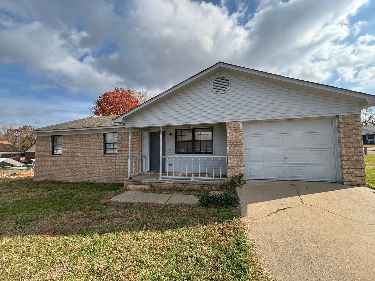 Russsellville House: 58 Northview