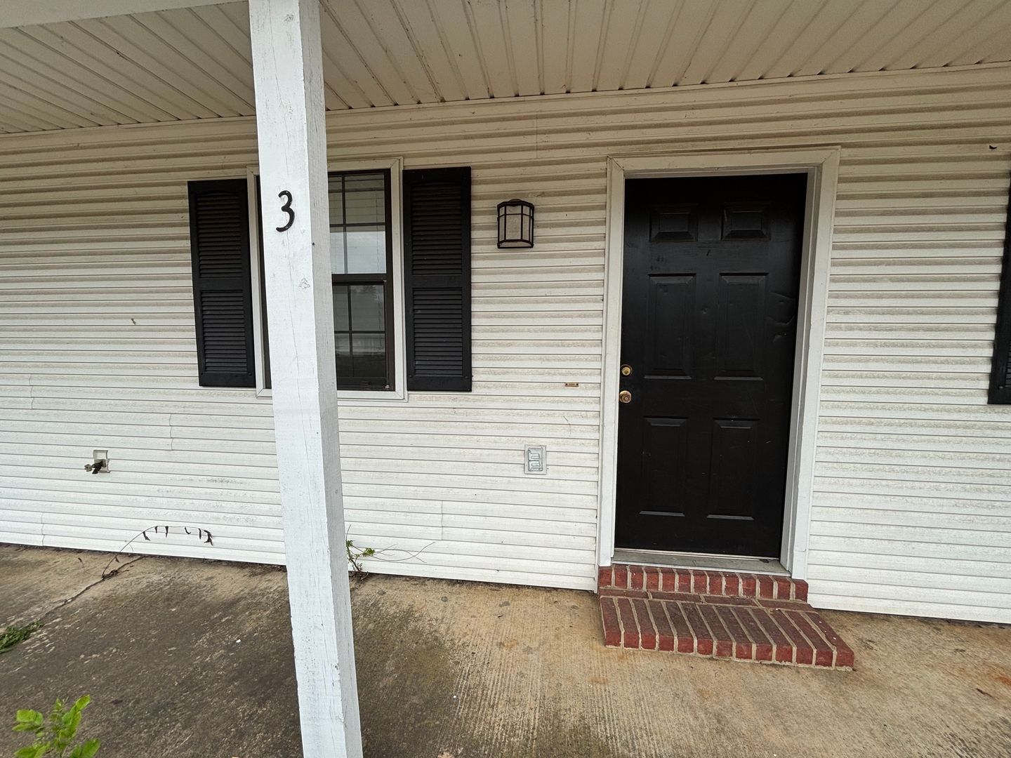 Russellville Apartment: 218 East Williamson Way (16th St), Apt 1-4