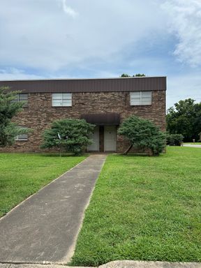 Welcome to your new home in Russellville, AR! – photo 1