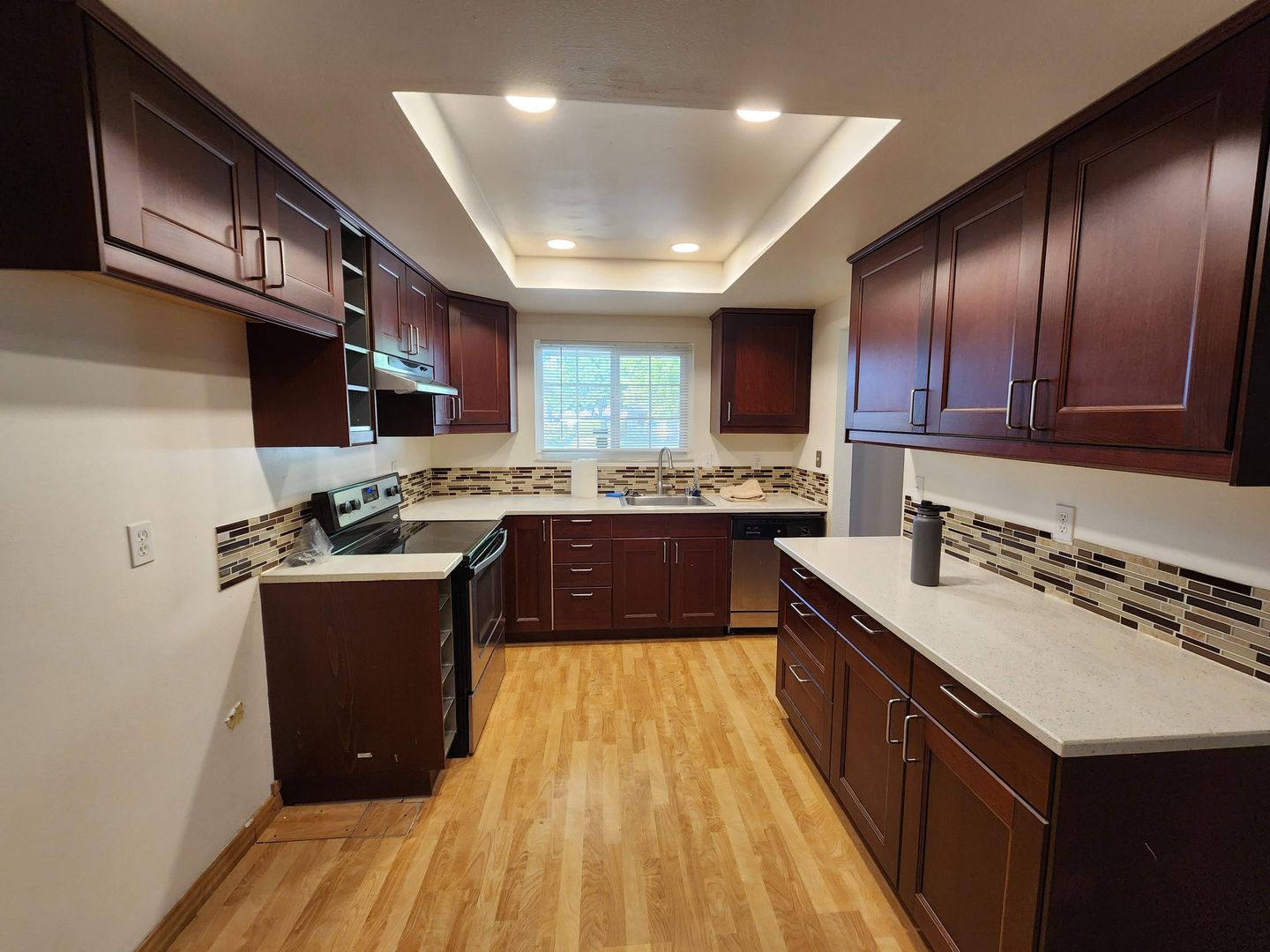 Sacramento House: 2727 Honey Suckle Way
