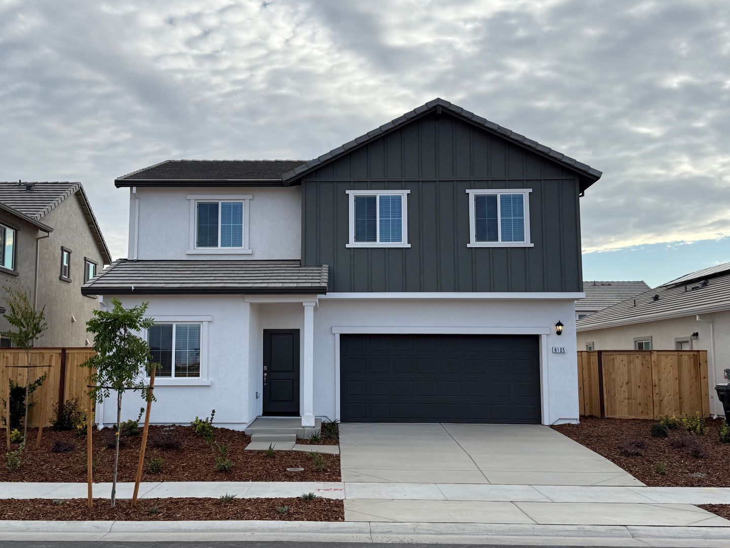 Roseville House: 8105 Trapper Ranch Rd