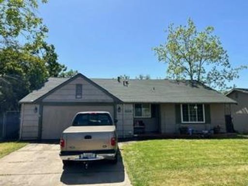 Adorable 3/2 Central Sacramento! PLEASE READ ENTIRE AD FOR VIEWINGS! – photo 1