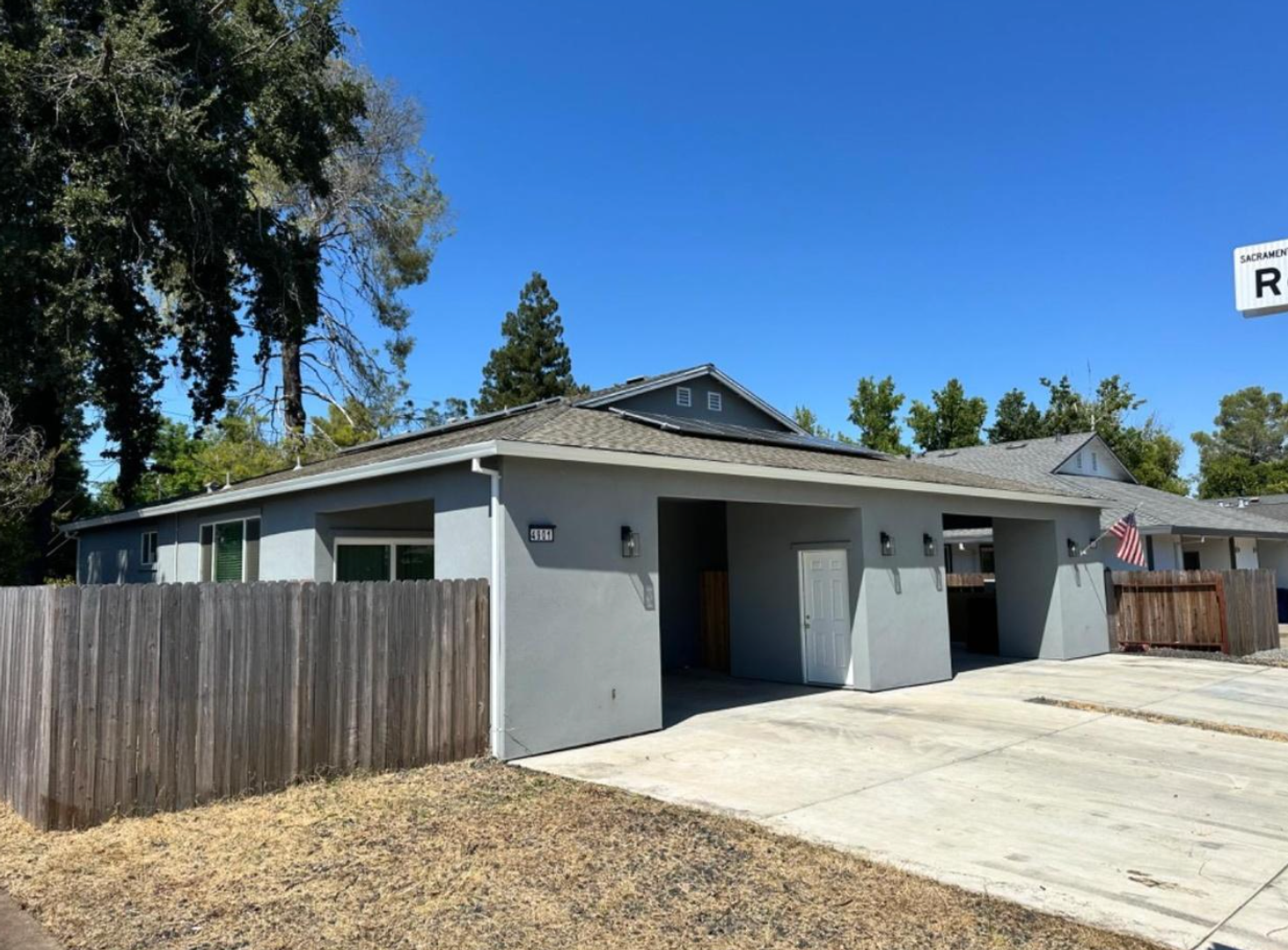 Carmichael House: 4903 Douvan Court