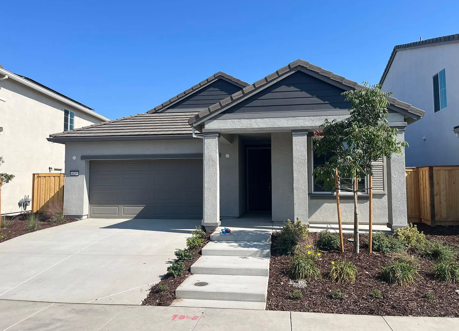 Roseville House: 6016 Meandering Way