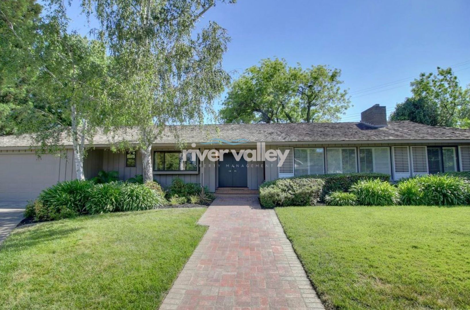 Sacramento House: 4140 Lagunita Ct