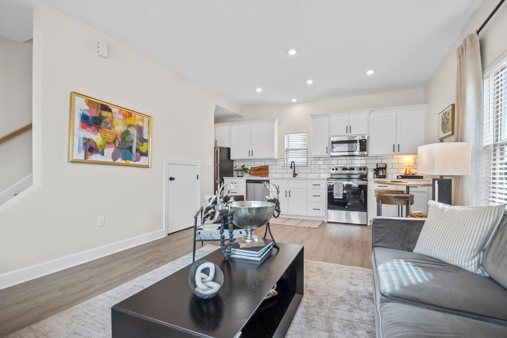 309 E 3rd Street 7 of 12