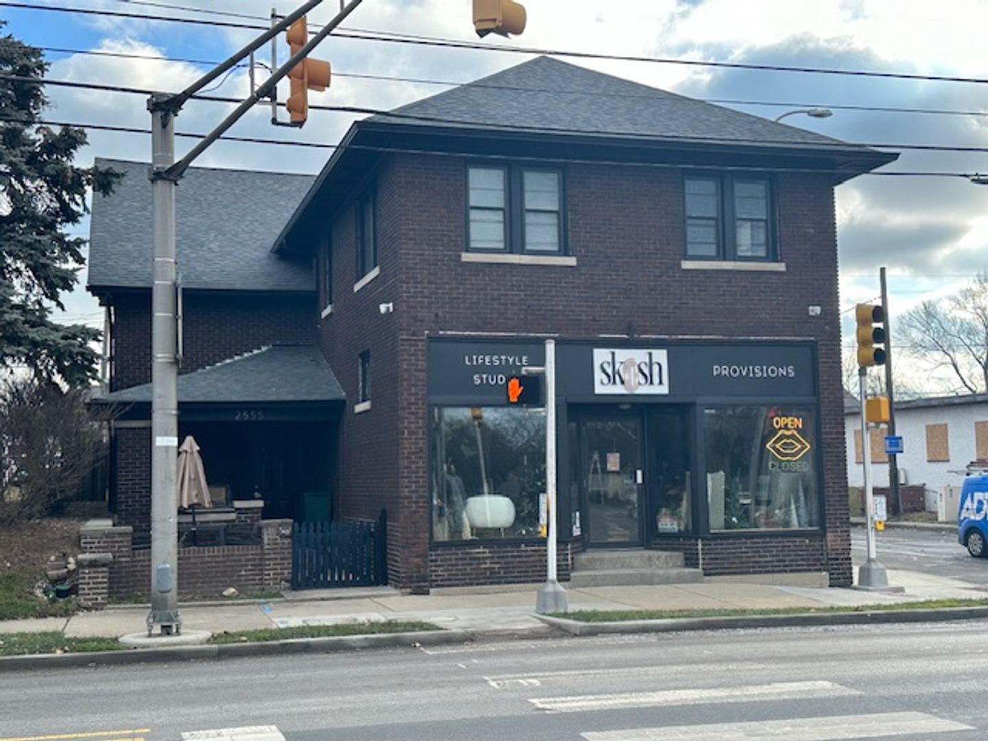 Indianapolis Apartment: 2555 Shelby St.