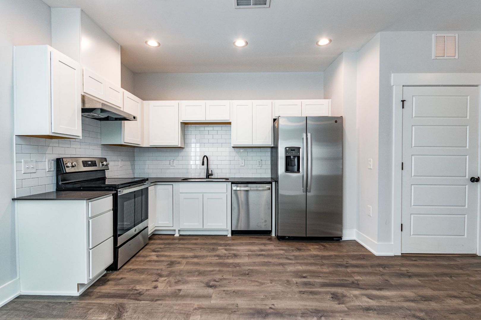 Clayton Apartment: 803 N O'Neil Street