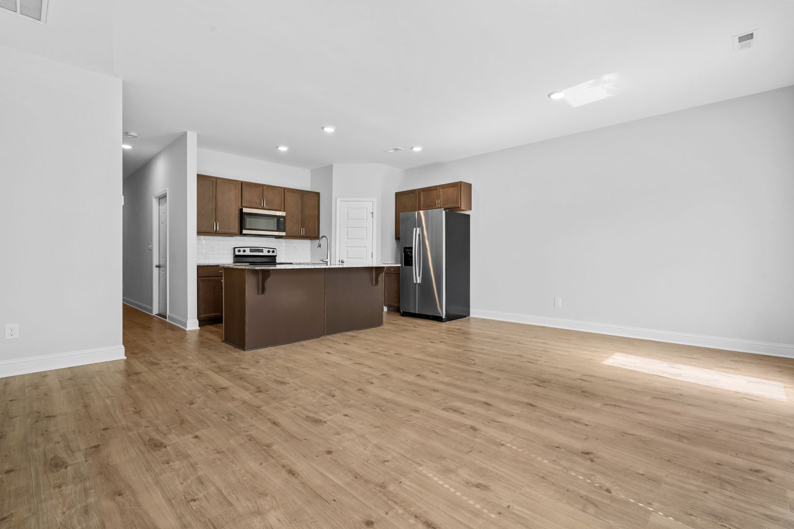 320 W Saltgrass Ln 6 of 12