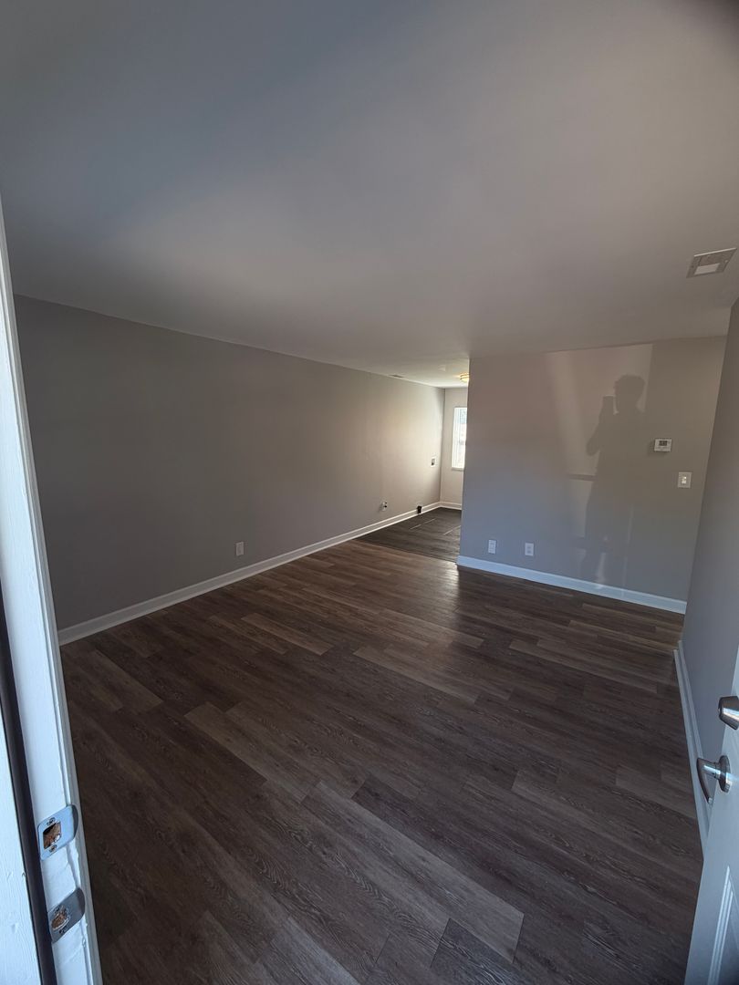CHARLOTTE Apartment: 3924