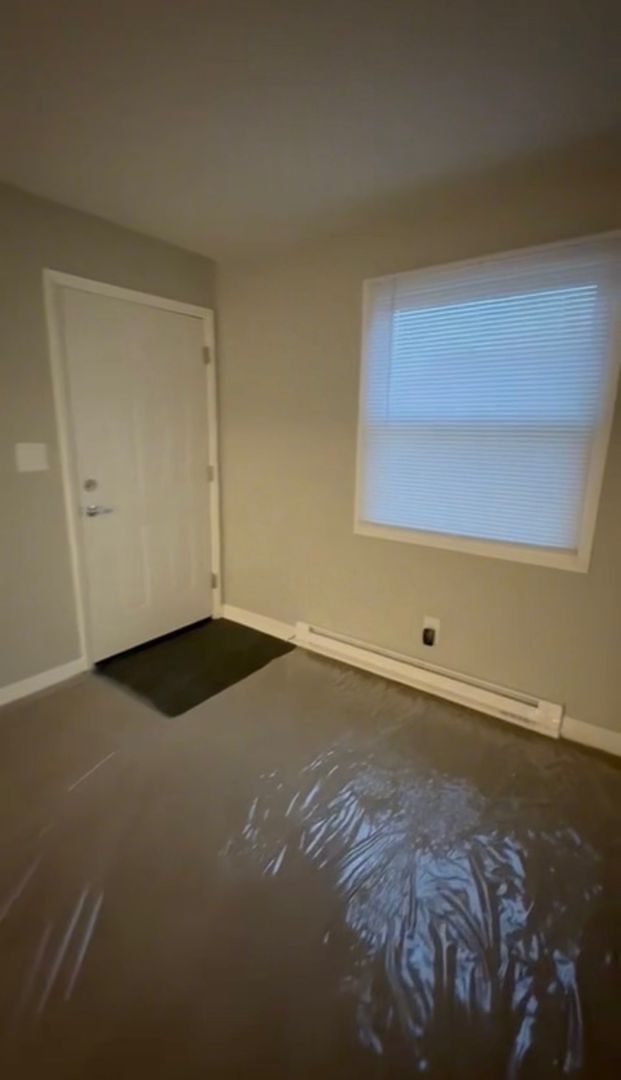 CHARLOTTE Apartment: 4020