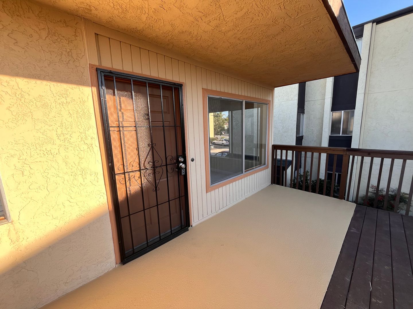 San Diego Apartment: 962-964 Chalcedony