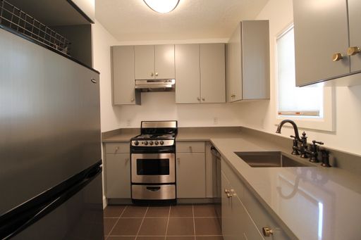 1 MONTH OF FREE RENT! – photo 1