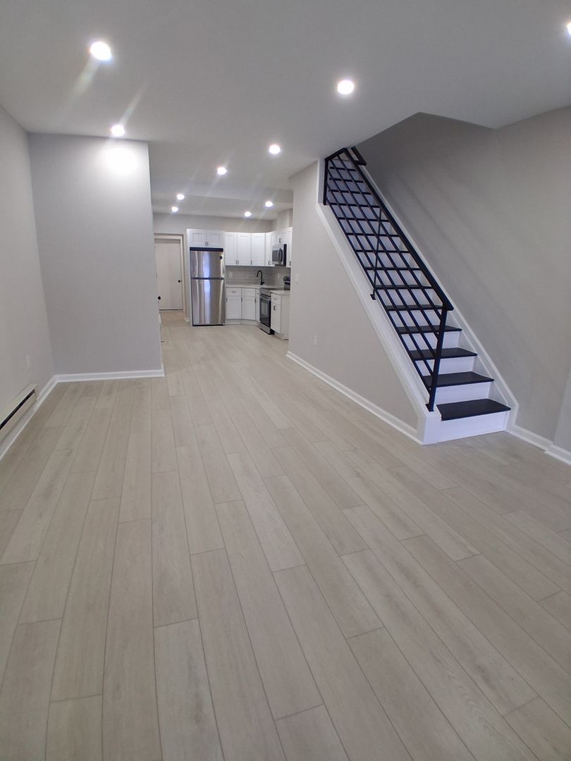 Philadelphia House: 3957 Parrish st