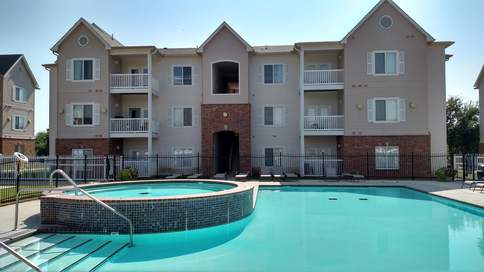 Norman House: 2200 Classen #2-2124