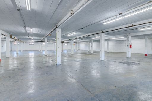 Large Flex Storage Space - Over 7,000 Square Feet – photo 1
