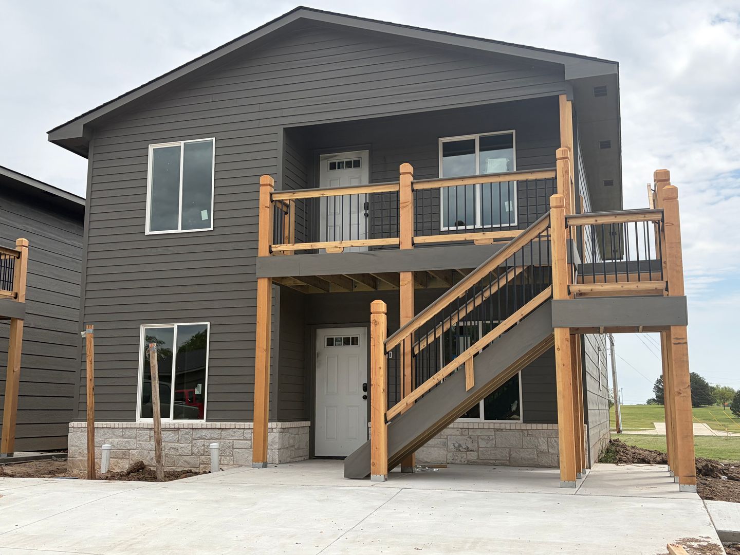 BEL AIRE Apartment: 4616-18 E 45TH ST N