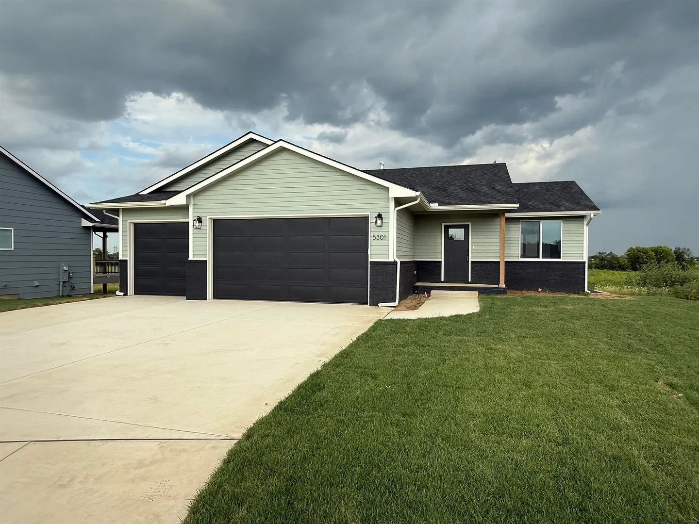 WICHITA House: 5301 W 42ND ST S