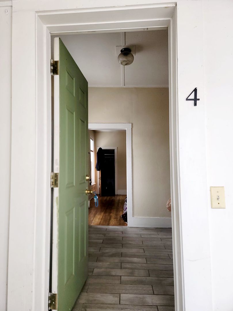 Longmont Apartment: 327-329 3rd Ave
