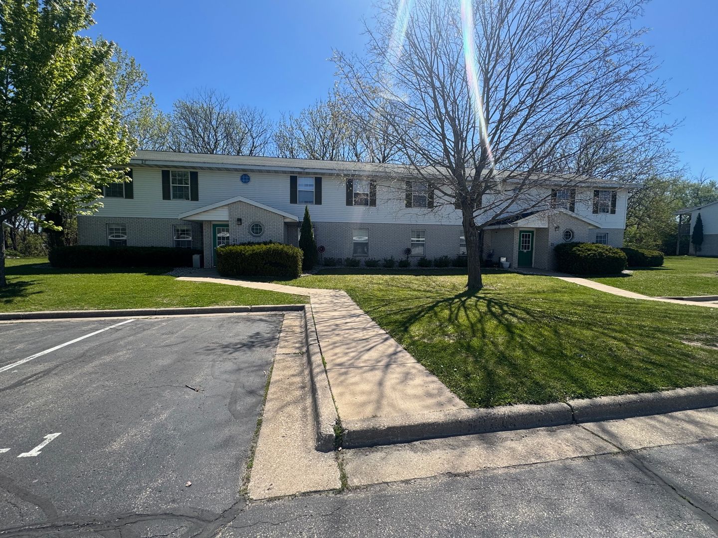 Edgerton Apartment: 21 IKI Drive