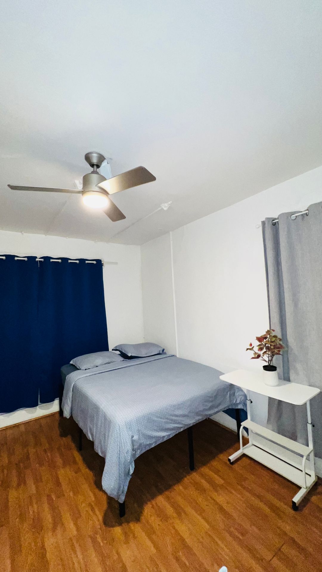 Los Angeles Apartment: 1243 W 6th Street