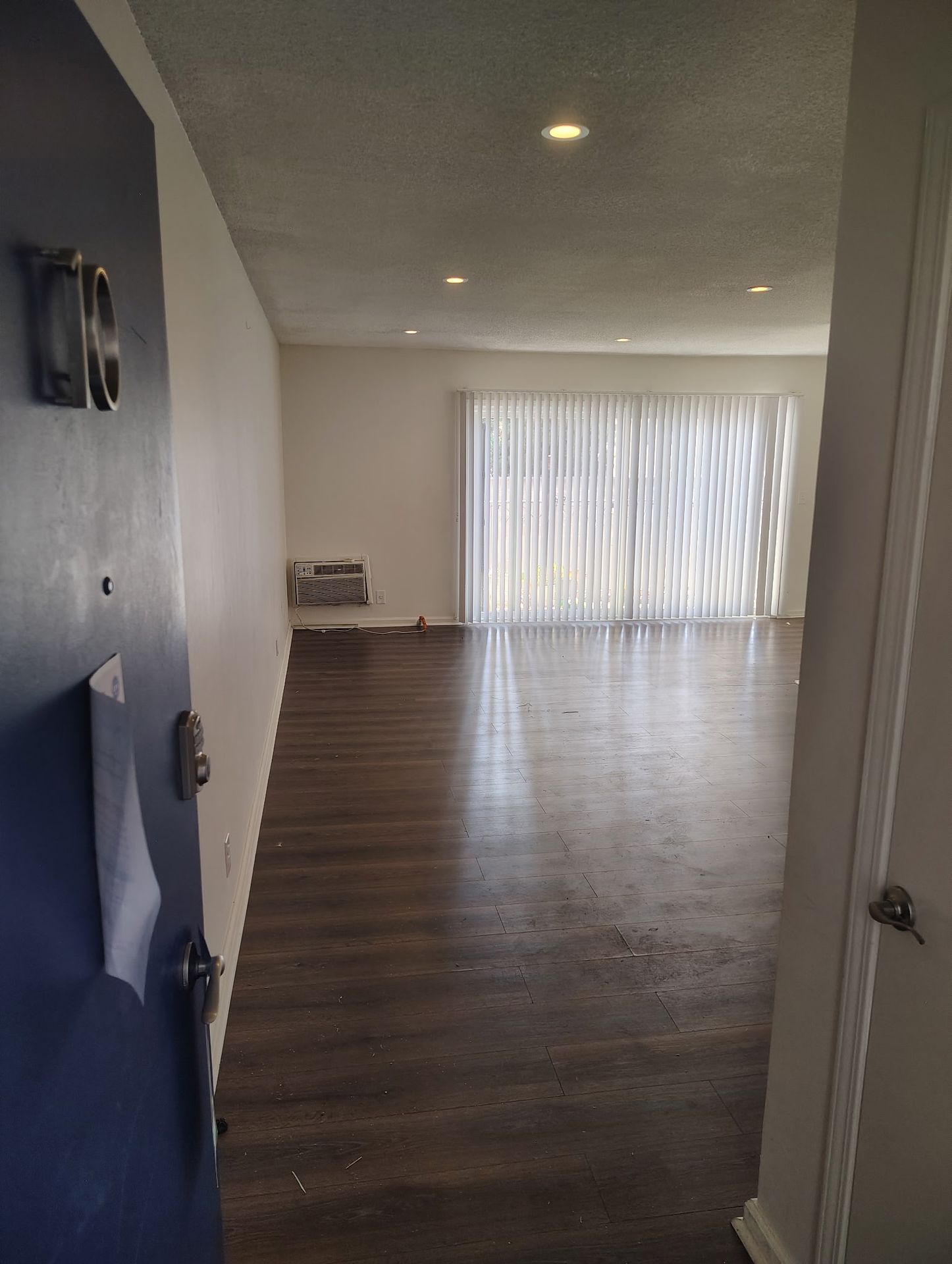 Pasadena Apartment: 780 Earlham Street