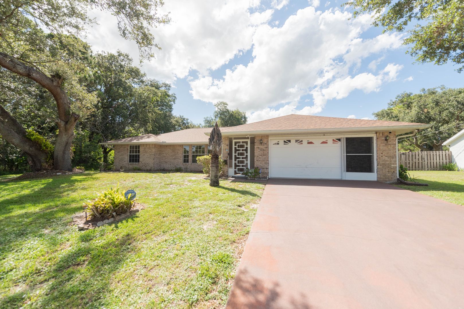 Palm Bay House: 1236 Buffing Circle SE