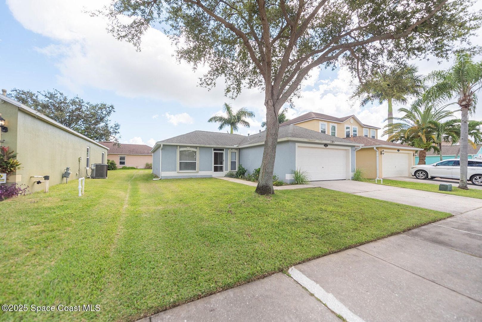 Melbourne House: 5081 Spinet Dr, Melbourne, FL 32940